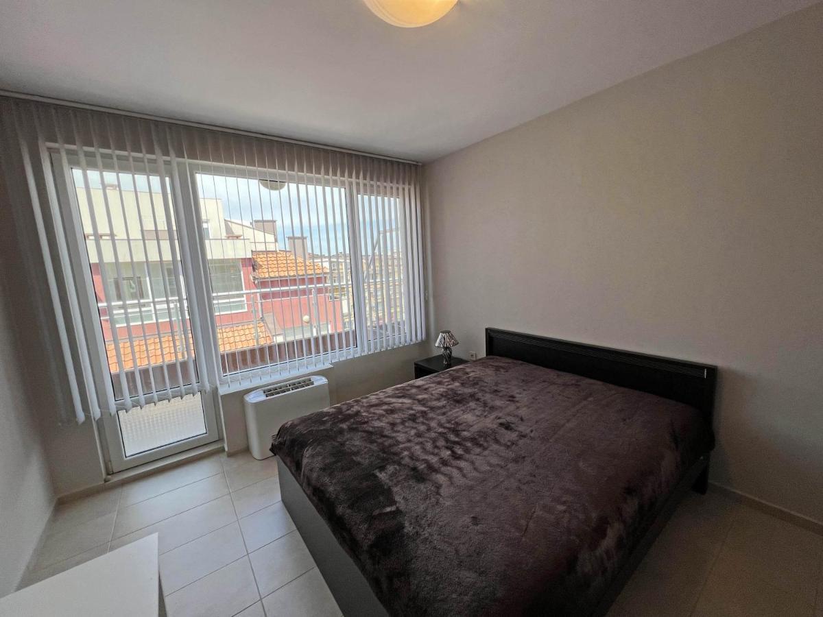 Valemar Apartments Pomorie Esterno foto
