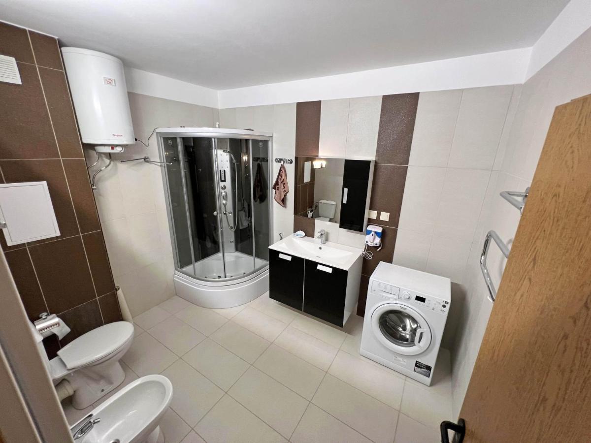 Valemar Apartments Pomorie Esterno foto