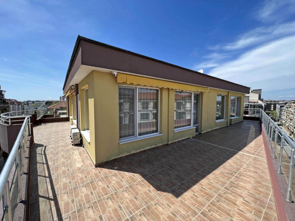 Valemar Apartments Pomorie Esterno foto