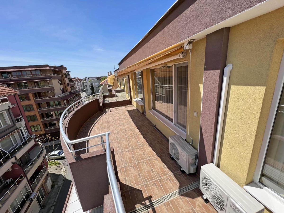 Valemar Apartments Pomorie Esterno foto