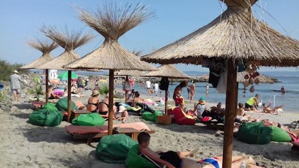 Valemar Apartments Pomorie Esterno foto