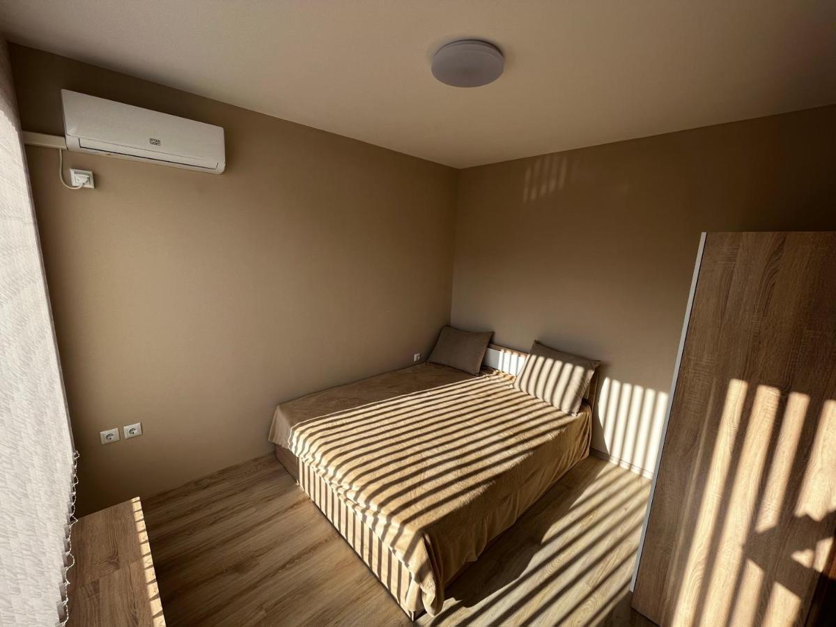 Valemar Apartments Pomorie Esterno foto